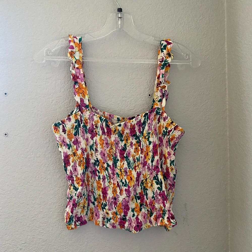 PINK Cropped Top - Picture 2 of 4